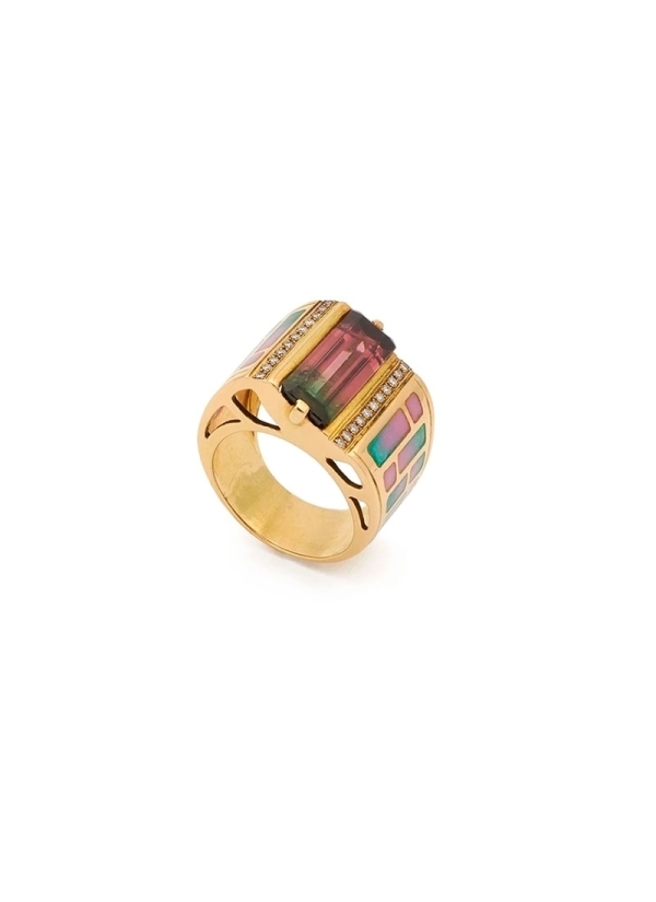 Sortija con esmalte vitral sobre oro amarillo de 18k
Turmalina sandía en talla baguette y diamantes en talla brillante