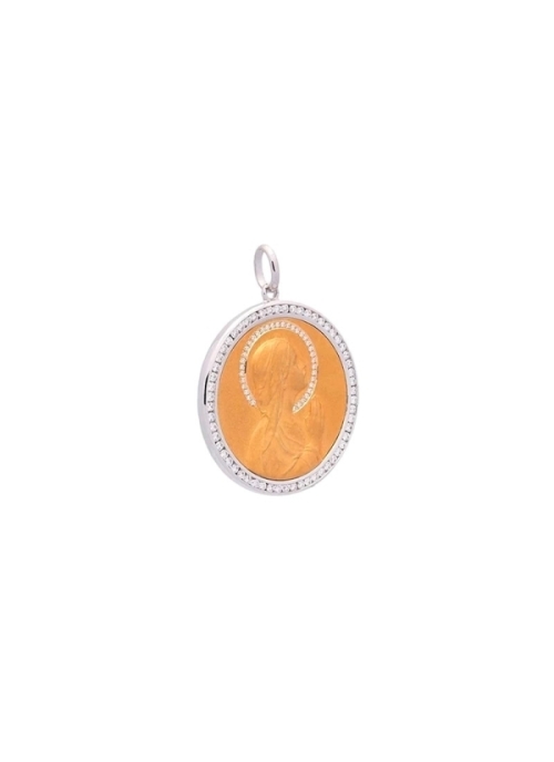 Medalla oro amarillo de 18Kt, ave manos de 22mm con bisel de oro blanco de 18Kt con 36 diamantes talla brillante de 0,70mm de di
