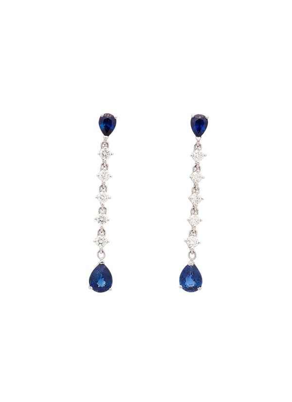 Pendientes largos de oro blanco de 18Kt, con una ligera estructura linear de 5 diamantes talla brillante engastados en garras co