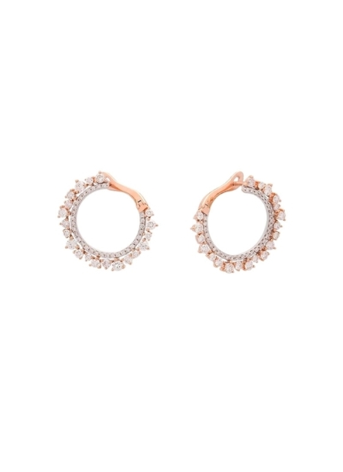 Pendientes de oro rosa y blanco de 18Kt con 102 diamantes talla brillante, dispuestos en semicírculo con un peso total de 1,31ct
