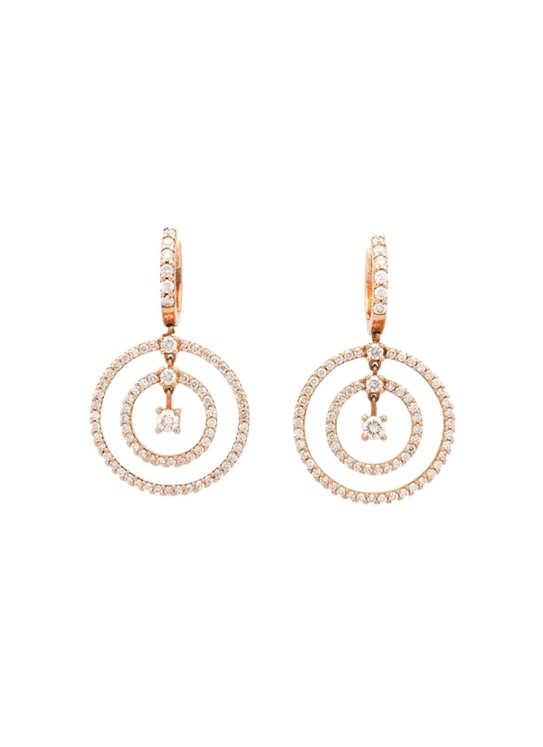 Pendientes de oro rosa de 18Kt, pequeña criolla con 6 brillantes de la que penden diamantes talla brillante , 3 en fila,  41 y 2
