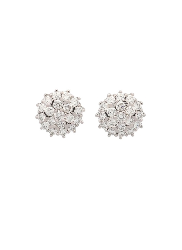 Pendientes pegados de oro blanco de 18Kt con un diámetro de 12mm, con diamantes talla brillante dispuestos en 3 alturas. Un bril