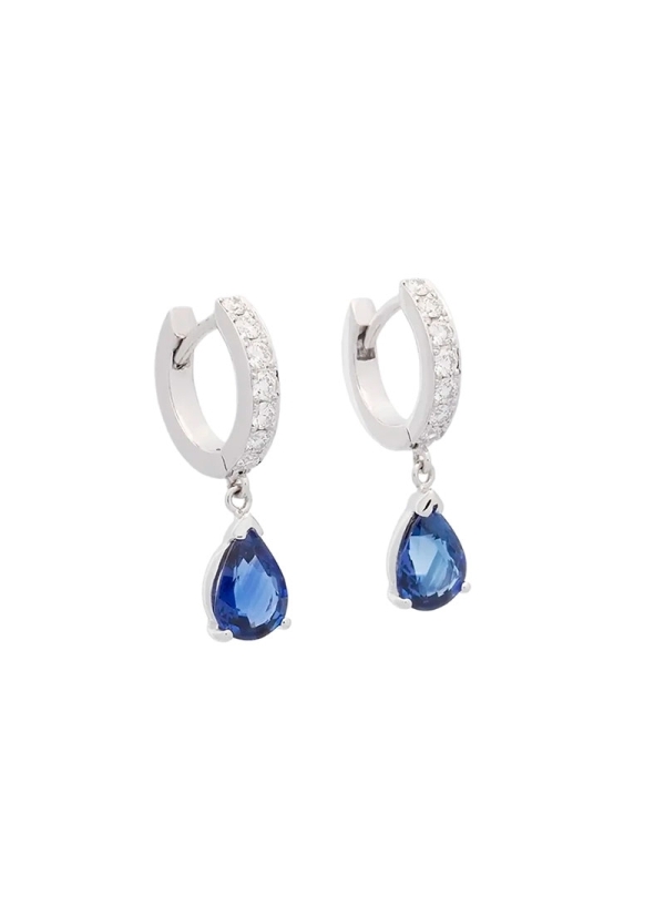 Pendientes de oro blanco de 18ct. Cada uno compuesto por una criolla de 7 diamantes talla brillante (los dos, 0,36ct) de calidad