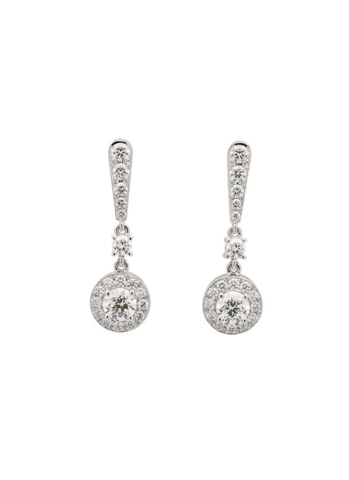 Pendientes de oro blanco de 18Kt, hechos a mano. Largos, compuestos por una gota invertida de diamantes, unida a una orla con un