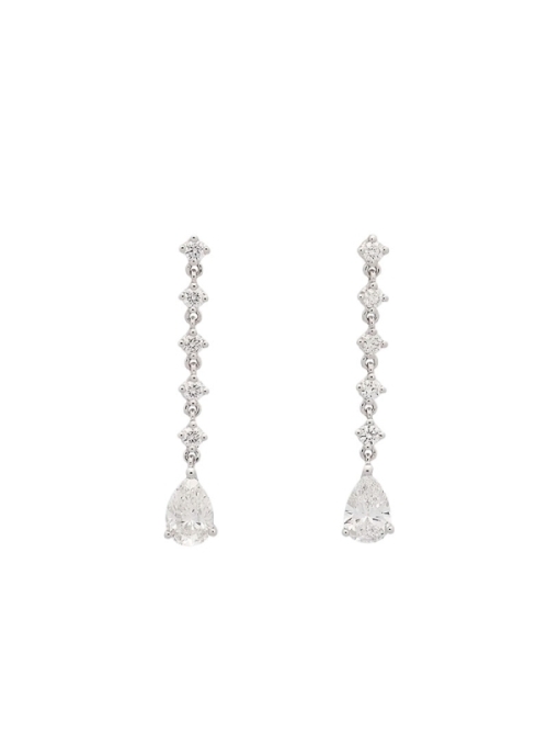 Finos pendientes de oro blanco de 18Kt, con 5 diamantes talla brillante engastados en garras, unidos por pequeñas asas que le da