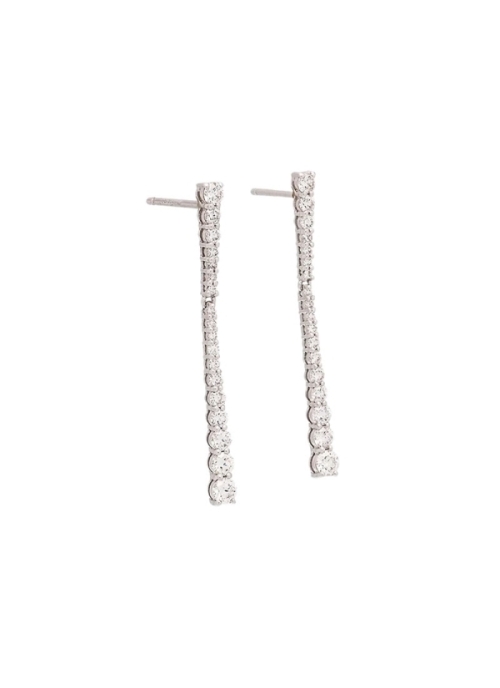 Pendientes de oro blanco de 18Kt largos, dos formas triangulares invertidas formadas por diamantes talla brillante en disminució