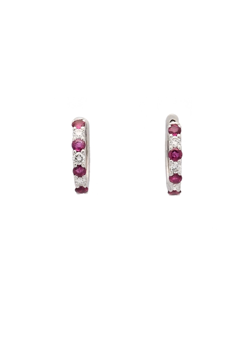 Pendientes de oro blanco de 18Kt, criollas compuestas por 6 rubíes talla redonda con un peso total de 0,45ct y 5 diamantes talla