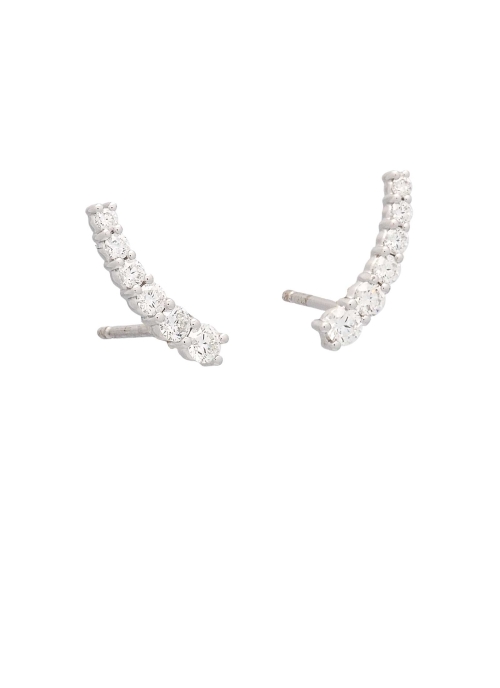 Pendientes de oro blanco de 18Kt, en forma de trepadores, compuestos por 6 diamantes talla brillante, dispuestos en disminución.