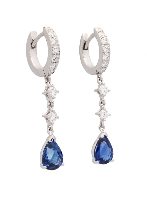 Pendientes largos de oro blanco de 18Kt, hechos a mano. Criolla de diamantes talla brillante de 1,75-1,90mm que se une a un zafi 2