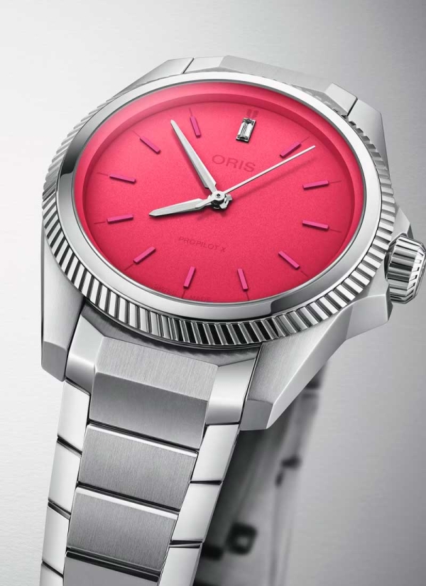 Reloj automático con reserva de marcha de hasta 42h en caja de acero de 34.00 mm, esfera de color rosa con cristal de zafiro y b 2