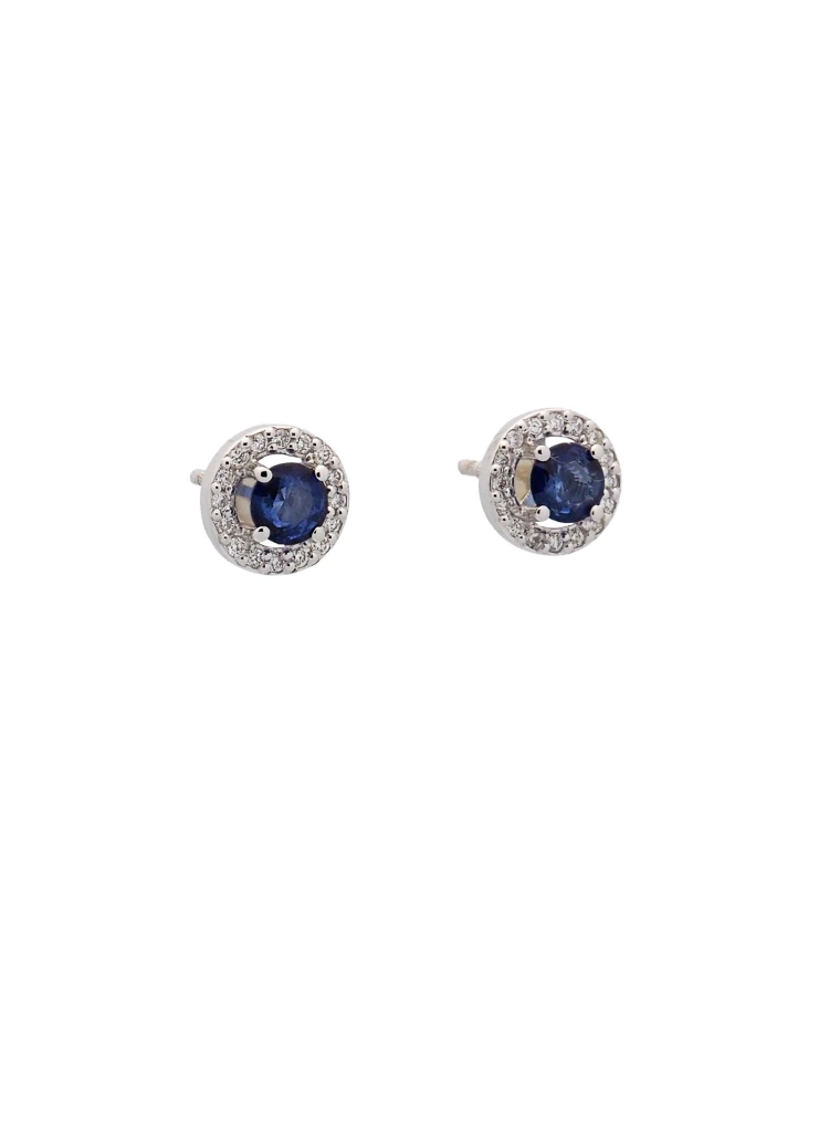 Pendientes de oro blanco de 18Kt, con un zafiro de talla brillante engastado en garras, con una orla de diamantes talla brillant