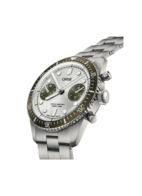 Este nuevo modelo de 40 mm revoluciona la historia con una elegante y relajante combinación de esfera gris plateada con efecto r 2