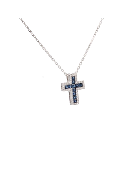 Cruz de oro blanco de 18Kt, de 12x10mm (ancho 3,60mm) con zafiros talla carré en el centro, con un peso total de 0,31ct rodeados