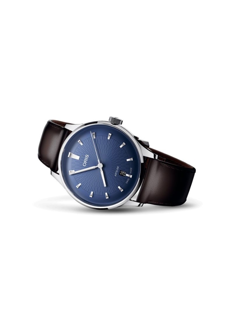 Con sus líneas finas y limpias, esfera despejada, el Artelier Date es un reloj urbano elegante del siglo XXI. Dentro, un movimie