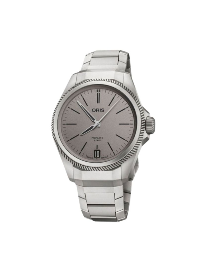 Presentamos el innovador ProPilot X Calibre 400, un reloj de nueva generación embutido en una ligera caja de titanio de 39 mm y 