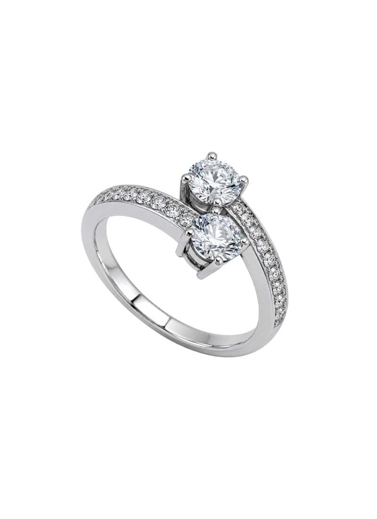 Anillo de oro blanco de 18Kt, hecho a mano. Tu y yo con 2 diamantes talla brillante de 0,42ct cada uno, certificados GIA E VS1 3